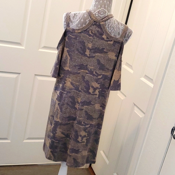 Wanderlux Strappy Shoulder Dress sz M 🎉2x's Host Pick🎉 - Picture 6 of 12